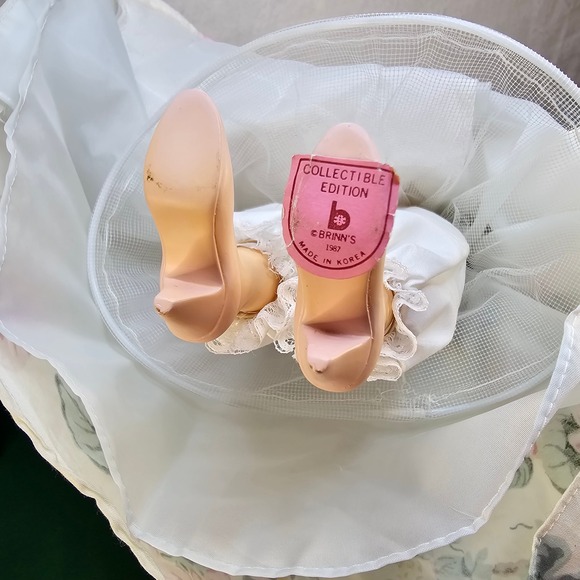 VTG Brinn's Abigail Smith‎ Adams Doll American Tradition First Lady Gown Series - Picture 4 of 16